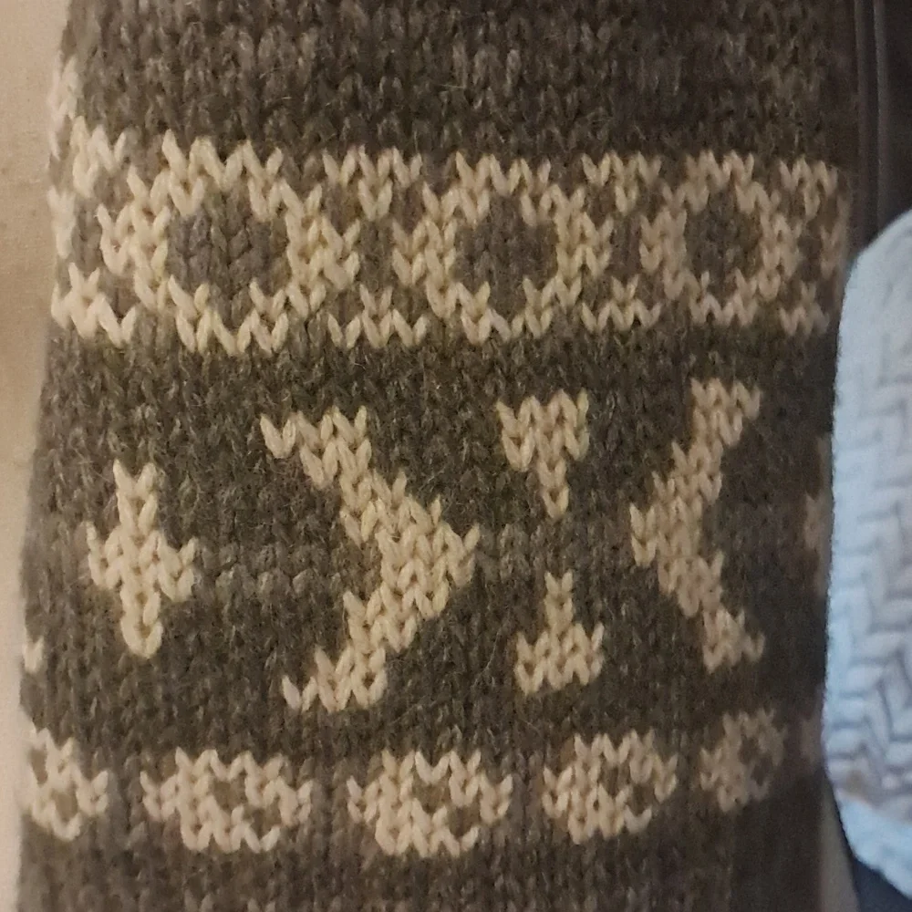 Banana Republic stay cozy